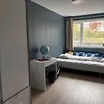 Spacious Detached House With Garden Perfect For Wed & Villaer